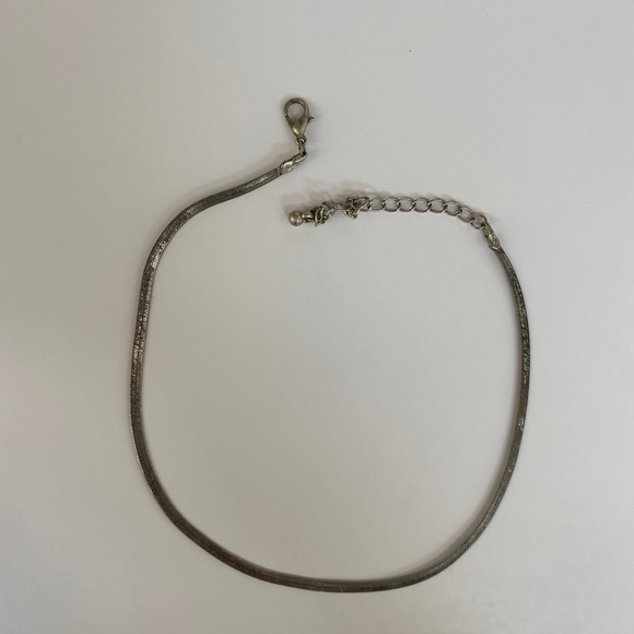 Brandy Melville Silver choker necklace - Picture 2 of 3